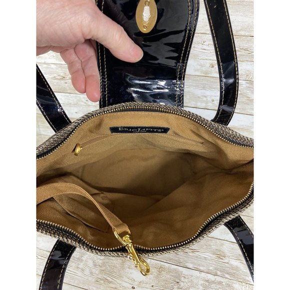 Eric Javits New York Braided Straw Patent Leather Trim Bucket Purse Handbag Bag - Picture 7 of 14